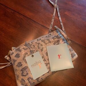 Hobo Darcy Cheetah shimmer leather
